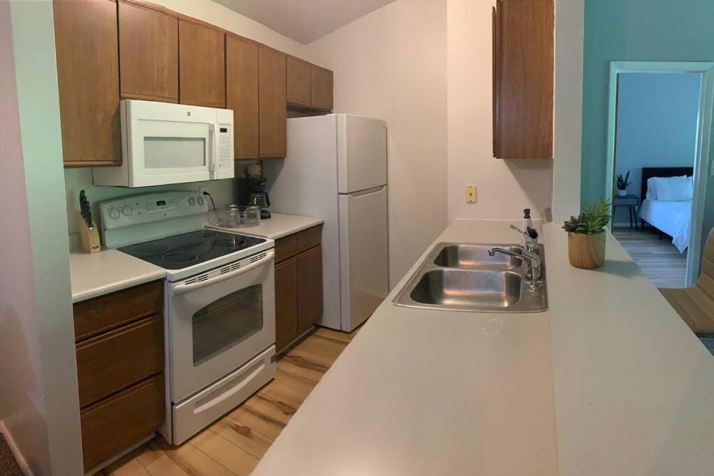 אינדיאנפוליס Watchtower Condo At Eagle Creek מראה חיצוני תמונה